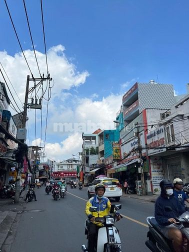 CHO THUÊ TÒA NHÀ MT 372 LÊ QUANG ĐỊNH – BÌNH THẠNH 8 TẦNG + PCCC