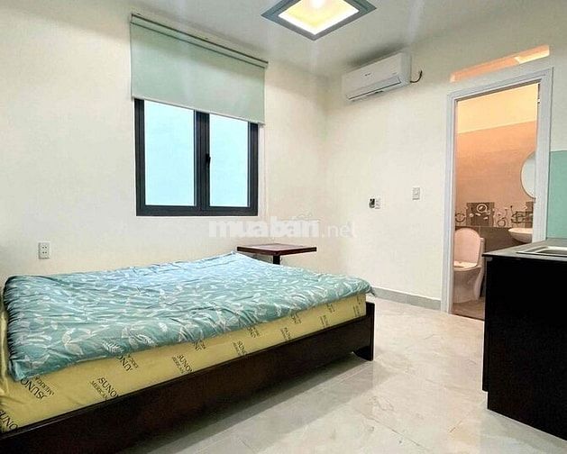 STUDIO CỬA SỔ TRỜI FULL NỘI THẤT SIÊU ĐẸP - 15P QUA CẦU CHÀ VÀ Q5