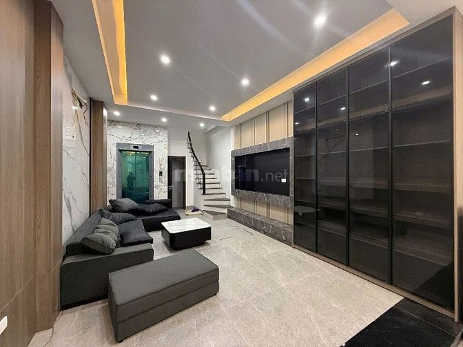 Bán nhà Ngõ 107 Trần Khát Chân, 6 tầng, Thang máy, Ngõ rộng 3m.