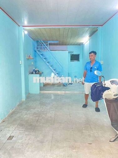 Nhà  cho thuê nguyên căn .trần xuân soạn Q7