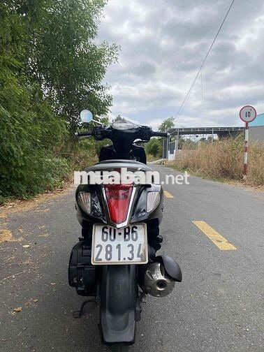 Yamaha Nozza fi màu Đen