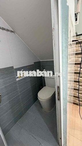 Nhà nguyên căn 2pn 3wc hẻm Tô Hiến Thành - p15 - Quận 10
