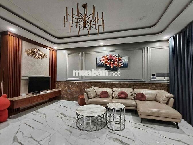 cho thuê nhà 3 tầng đường Trần Can ngay sân bay , diện tích 170m2