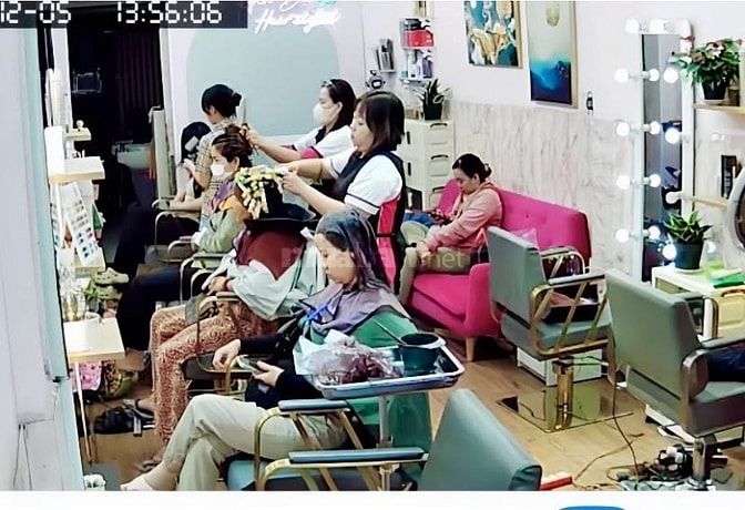 Cần thợ chuyên Nail hoặc share mặt bằng 2tr ( kh tóc ổn định) 