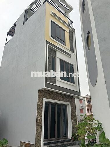 👉 NHÀ ĐẸP 4 TẦNG NGÕ RỘNG Ô TÔ TRÁNH KÉM 4 TỶ ĐÔNG ANH,HÀ NỘI