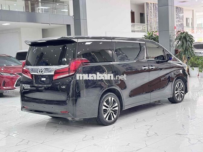 Toyota Alphard Executive Lounge 2022 Đen