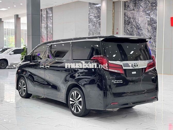 Toyota Alphard Executive Lounge 2022 Đen