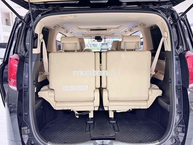 Toyota Alphard Executive Lounge 2022 Đen