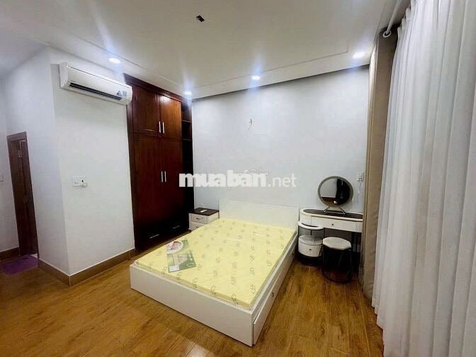 NHÀ ĐẸP HXH PHAN HUY ÍCH – FULL NỘI THẤT .1 TRỆT 3 LẦU, 4PN-5WC .