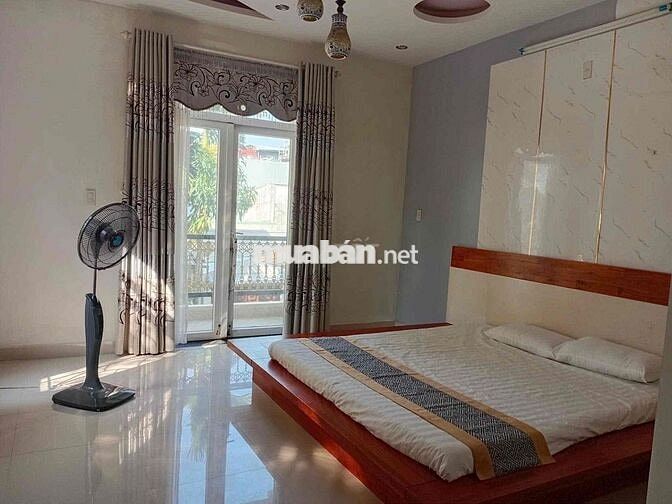 Cho thuê nhà 3 tầng 5pn Đường Dương Đình Nghệ gần biển