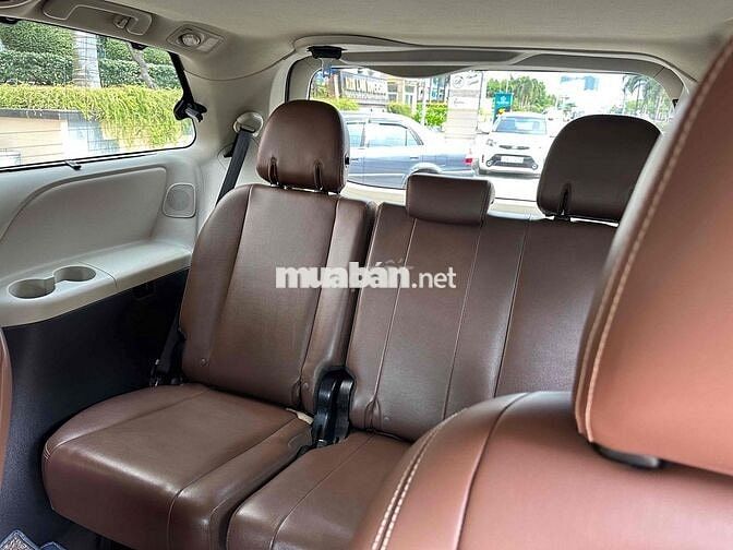 Toyota Sienna Limited 3.5 2015