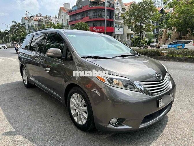 Toyota Sienna Limited 3.5 2015