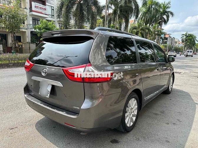 Toyota Sienna Limited 3.5 2015