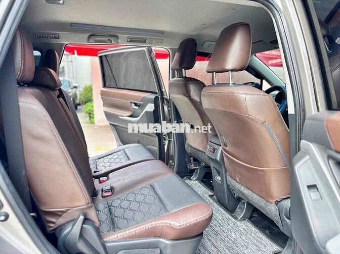 Innova Cross 2023 HT Vay 70% - Giá Còn Giảm