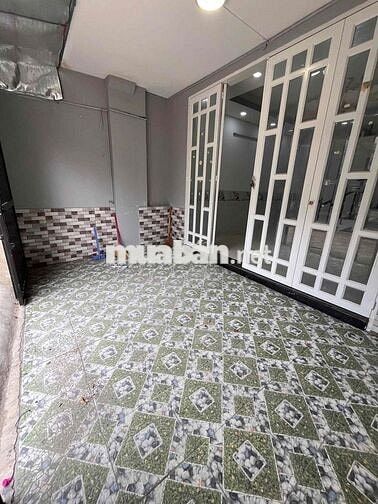 Cho thuê nhà 1 tret lau MT đường 10m ngay gần chợ Bình Triệu Thủ Đức