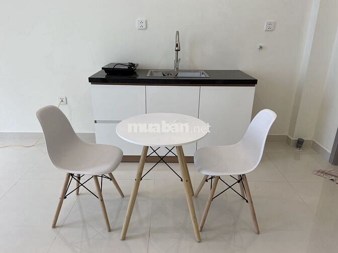 PHÒNG MỚI FULL NỘI THẤT CÓ MÁY LẠNH GẦN NGÃ TƯ HÀNG XANH