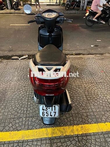 Honda Lead màu Đỏ