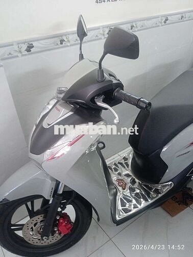 Honda SH160i Xám dưới 3000km