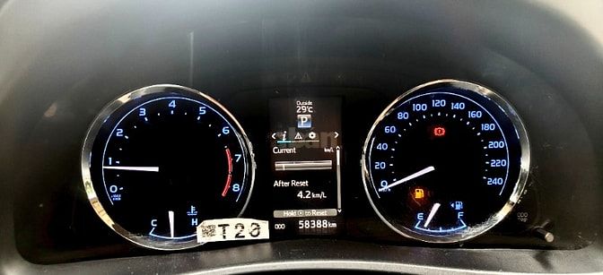 Bán rẻ Toyota ALTIS 2020 bản Full 1.8G máy số Zin hết rất đẹp như mới!