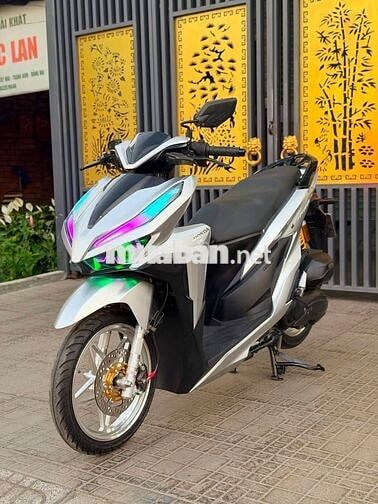Honda Vario 150cc Bạc Mới