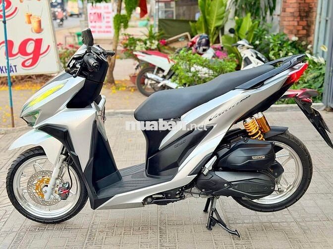 Honda Vario 150cc Bạc Mới
