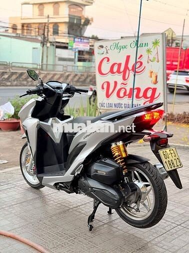 Honda Vario 150cc Bạc Mới