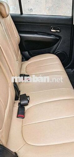 Kia Carens 2.0 MT, 2015 màu Bạc
