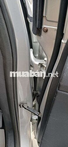 Kia Carens 2.0 MT, 2015 màu Bạc