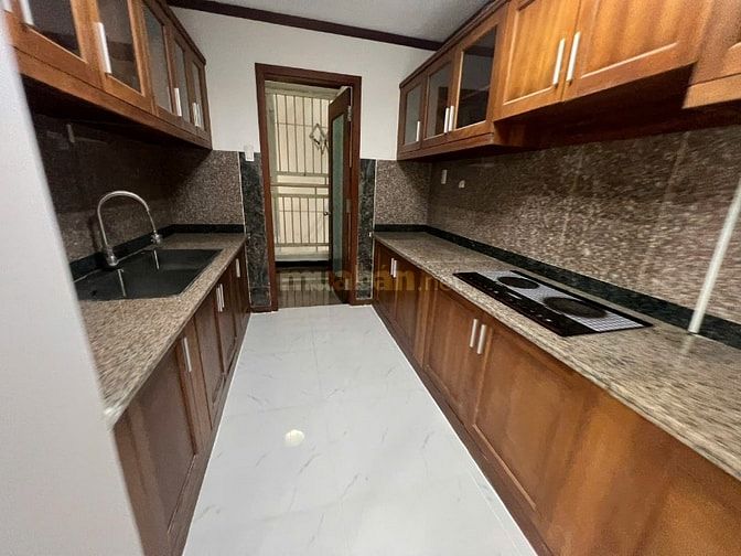 Cho thuê căn hộ 96m2 full nt chỉ 10 triệu
