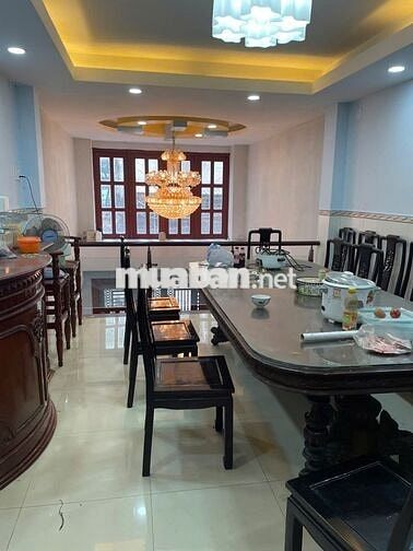 Hot! Nhà 5 lầu cho thuê đối diện bệnh viện Nguyễn Tri Phương