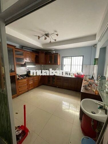 Hot! Nhà 5 lầu cho thuê đối diện bệnh viện Nguyễn Tri Phương
