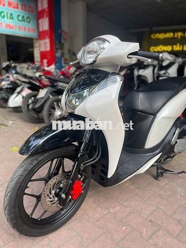 Honda SH Mode 2014 Trắng đen