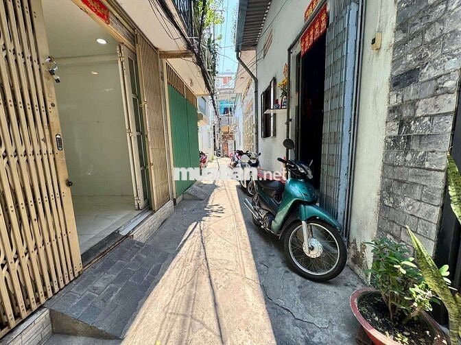 CĂN GÓC 2 MẶT TIỀN HẺM ĐƯỜNG BÌNH THỚI PHƯỜNG 14 QUẬN 11