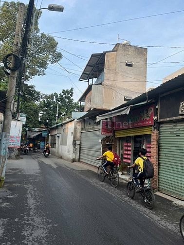 Bán dãy nhà trọ 187m2 mặt đường số, p Bình Trưng Tây Quân 2 cũ 