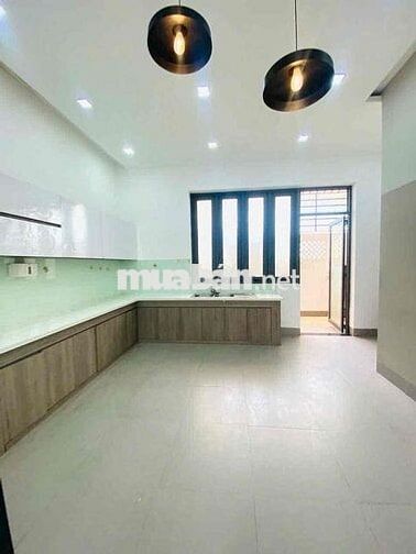 BÁN NHÀ 1 LẦU  VỊ TRÍ CÁCH TRỤC CHÍNH 1B 70M - KDC NAM LONG   __ -- GI