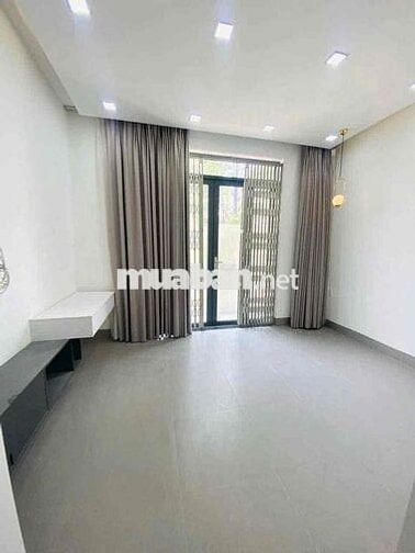BÁN NHÀ 1 LẦU  VỊ TRÍ CÁCH TRỤC CHÍNH 1B 70M - KDC NAM LONG   __ -- GI