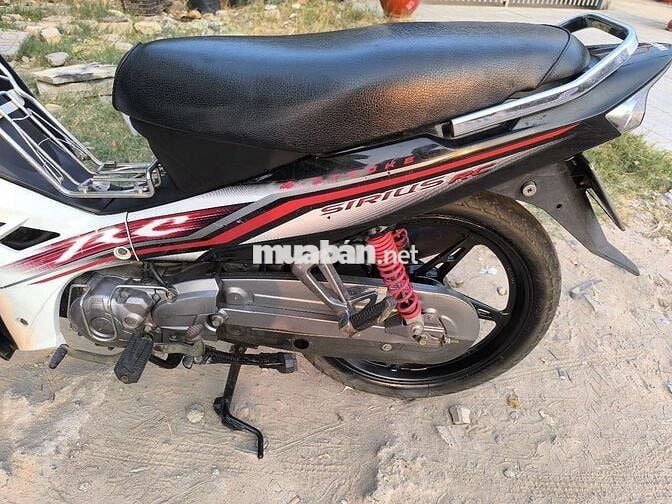 Yamaha Sirius RC Đen Trắng Đỏ