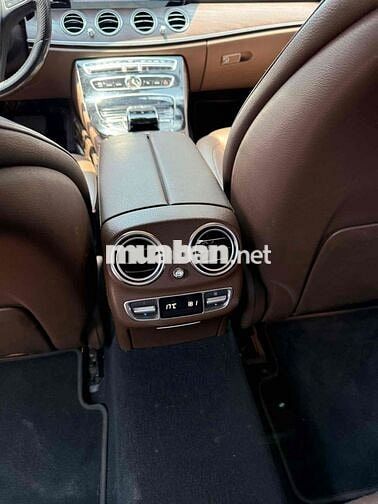Mercedes E200 Exclusive 2017 80000 km