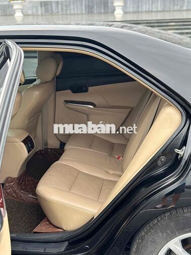Toyota Camry 2012 2.0E Form mới