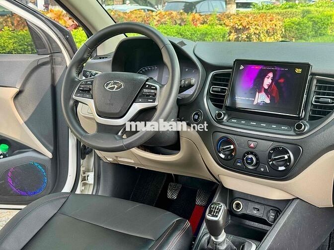 Hyundai Accent 2021 MT Trắng