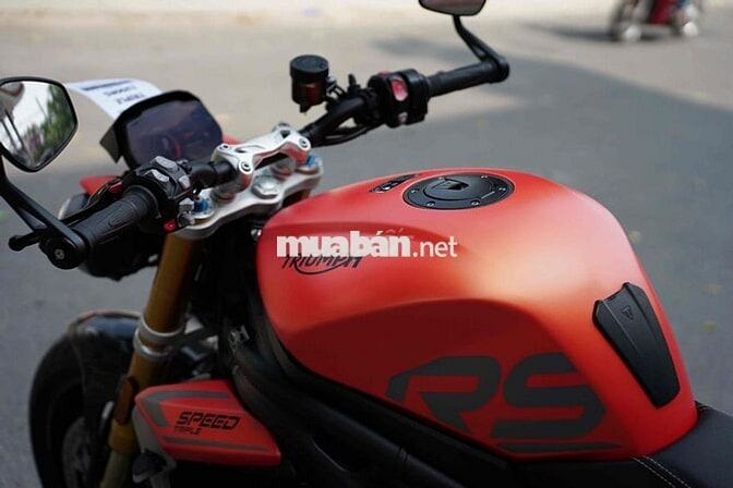Triumph Triple 1200 Rs 2023 Cam 8000 km