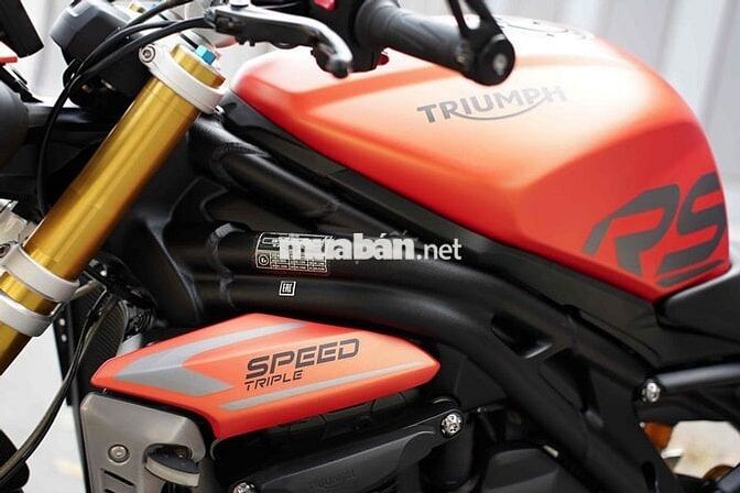Triumph Triple 1200 Rs 2023 Cam 8000 km