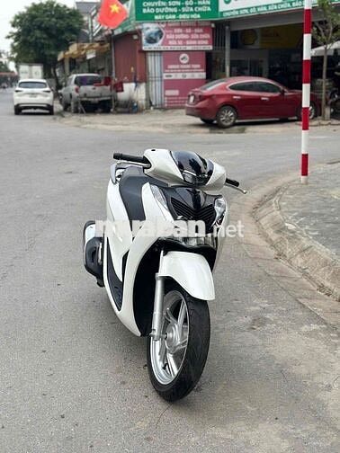 SH 125i 2024 Trắng Siêu Lướt