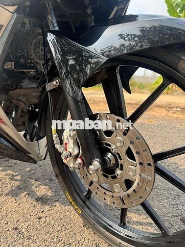 Yamaha Exciter 1S94 Bạc Đen Đỏ