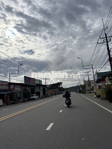 Đất mặt tiền trung tâm Dương Đông