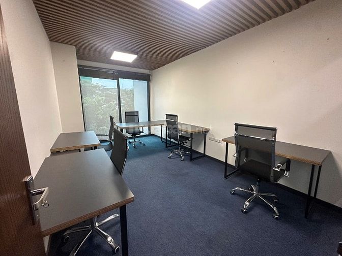 Cho thuê bàn làm việc riêng - không gian làm việc chung Regus The Sun