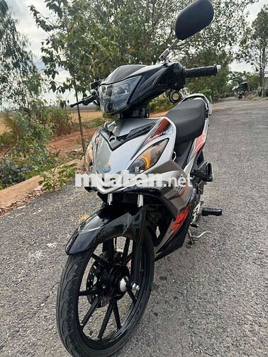 Yamaha Exciter 1S94 Bạc Đen Đỏ