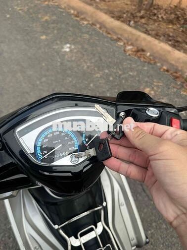 Yamaha Exciter 1S94 Bạc Đen Đỏ