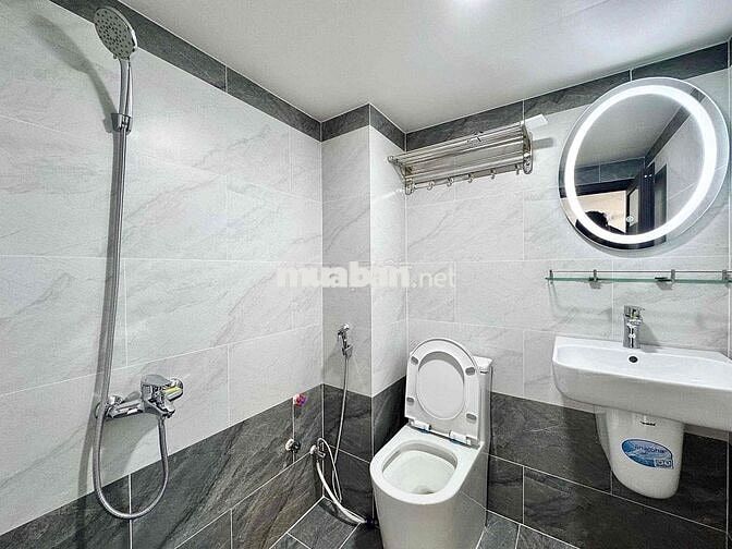 CHO THUÊ DUPLEX FULL NT CÓ BAN CÔNG THOÁNG MÁT RỘNG RÃI NGAY TRUNG TÂM