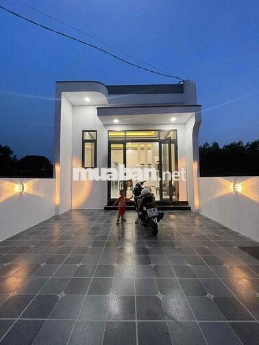 BÁN NHÀ CẤP 4 VỪA HOÀN THIỆN 126MV TẠI TRẢNG BOM ĐỒNG NAI